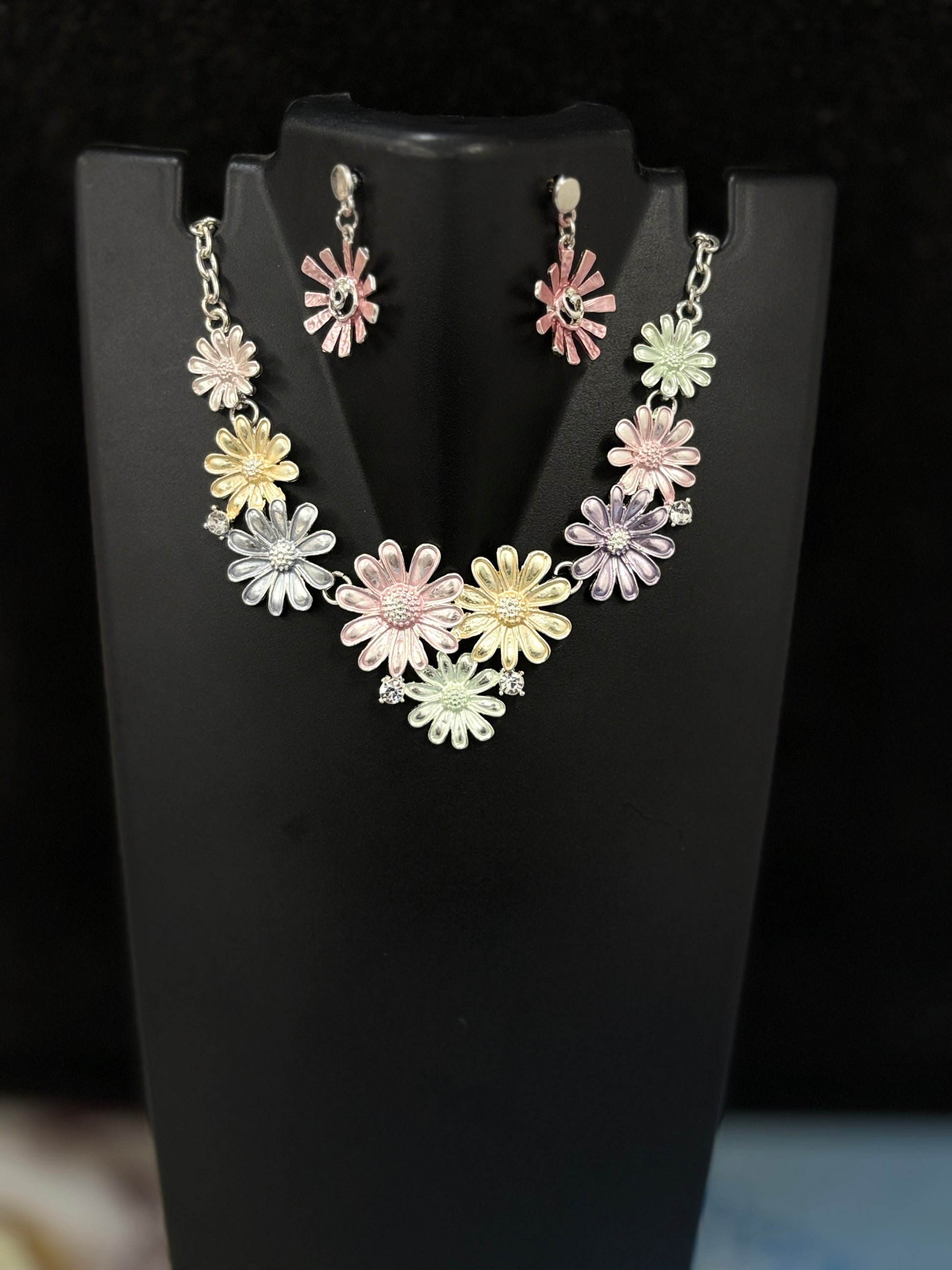 Onda Italian Necklace