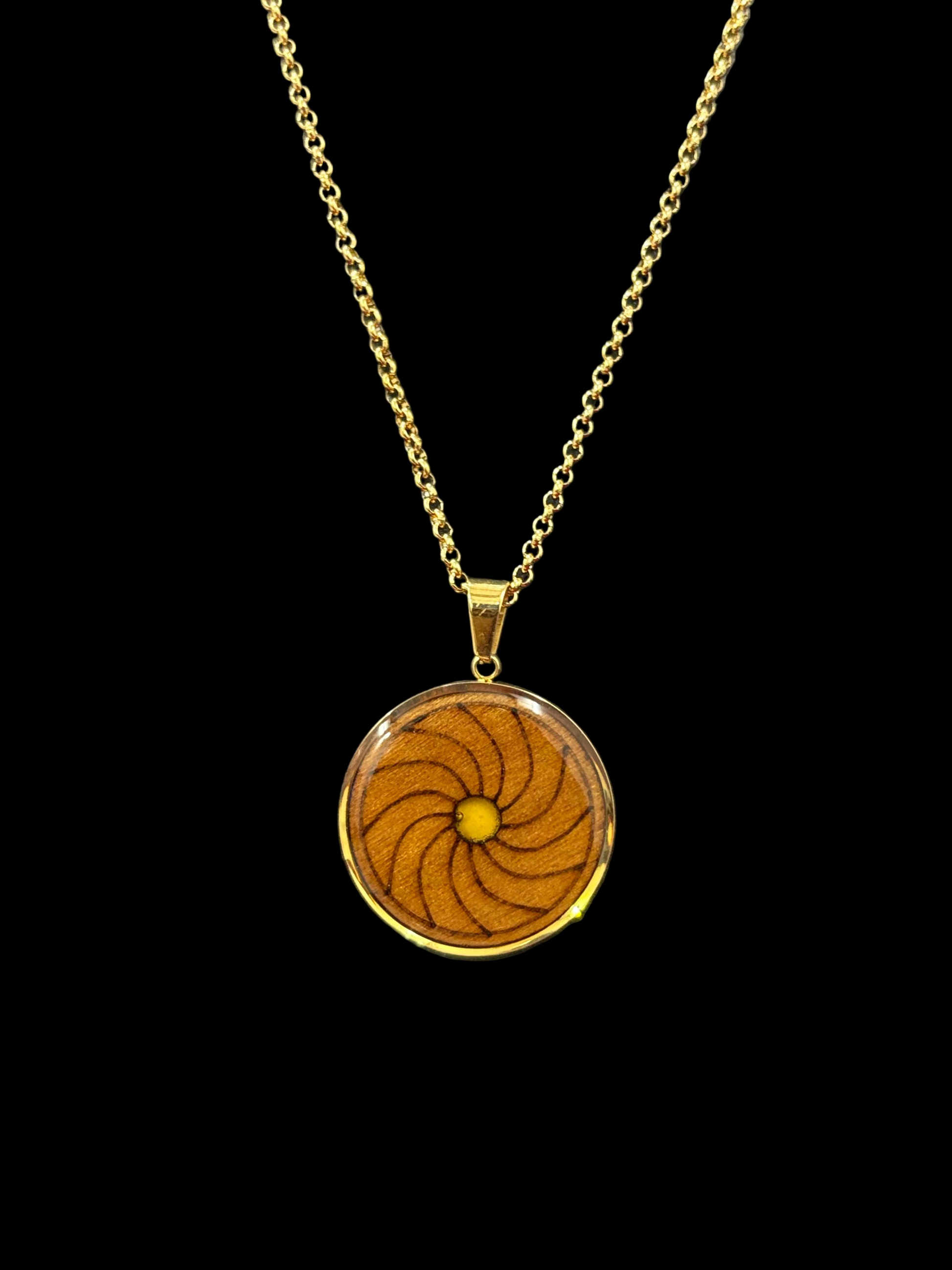 Men’s Wood-Style Stainless Steel Pendant