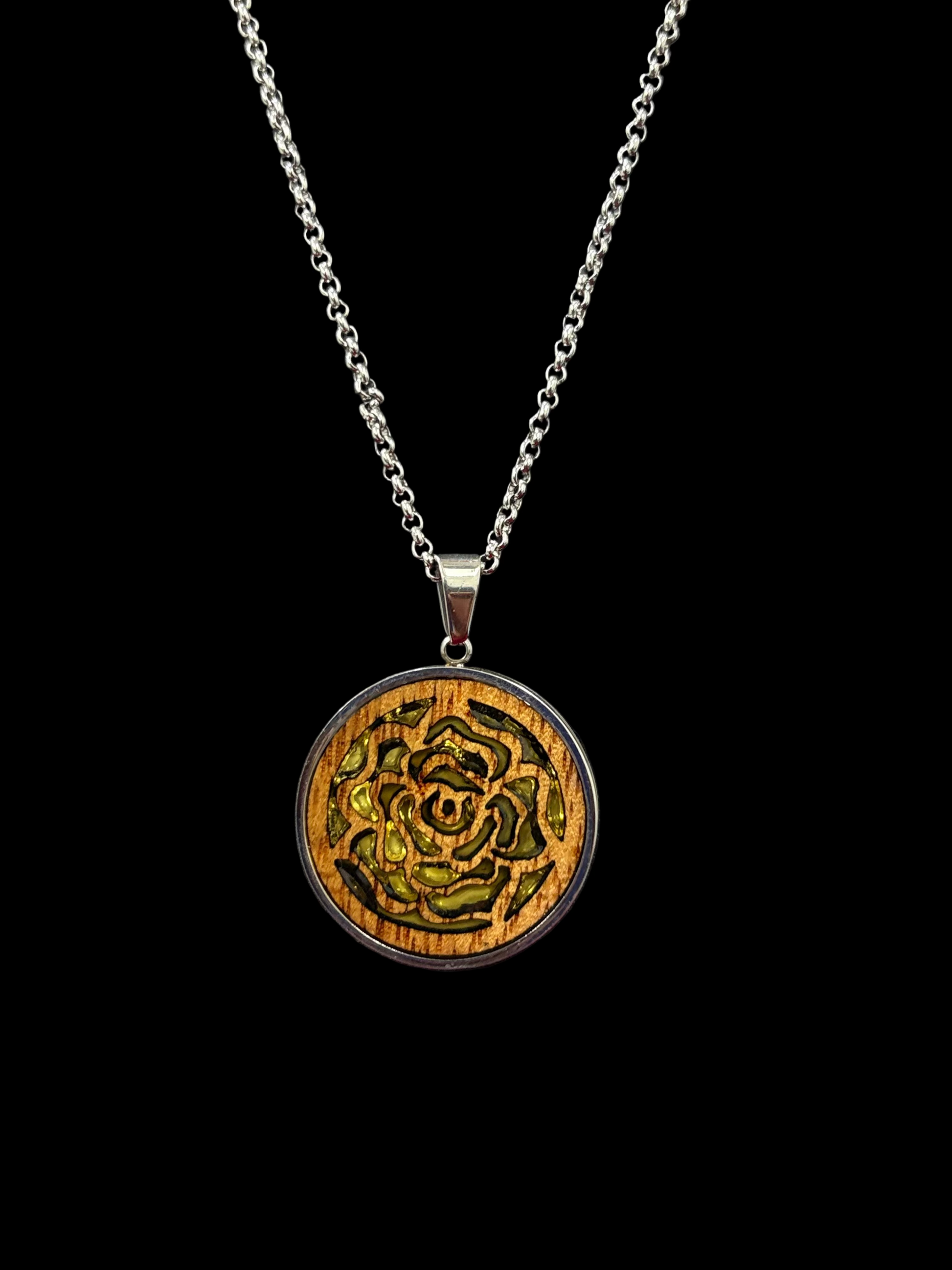 Men’s Wood-Style Stainless Steel Pendant