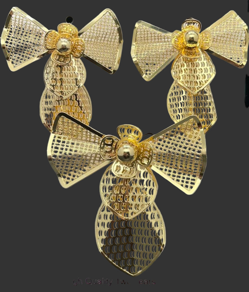 Dubai Style Golden Bow Pendant Set