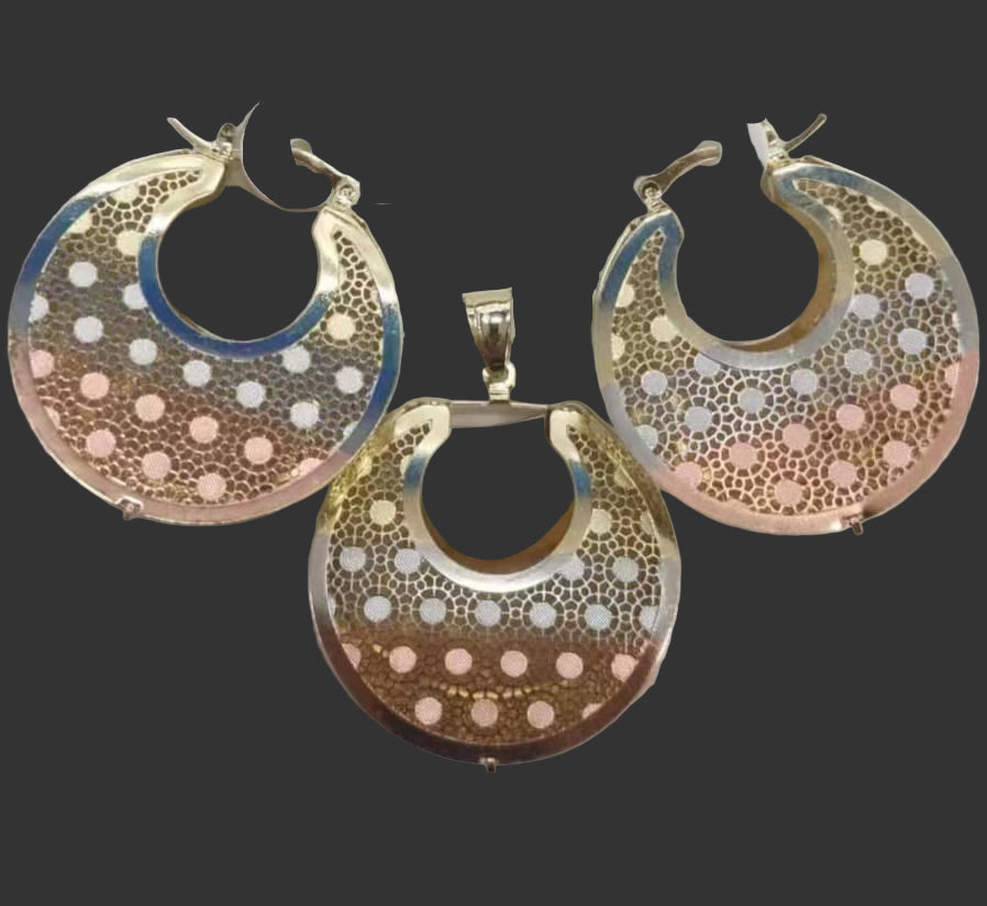 Dubai Inspired Circular Pendant Set