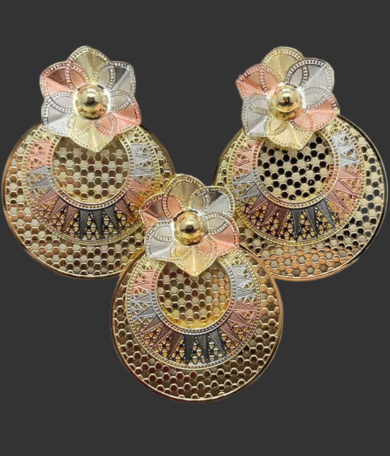 Dubai Style Circular Multicolor Pendant Set