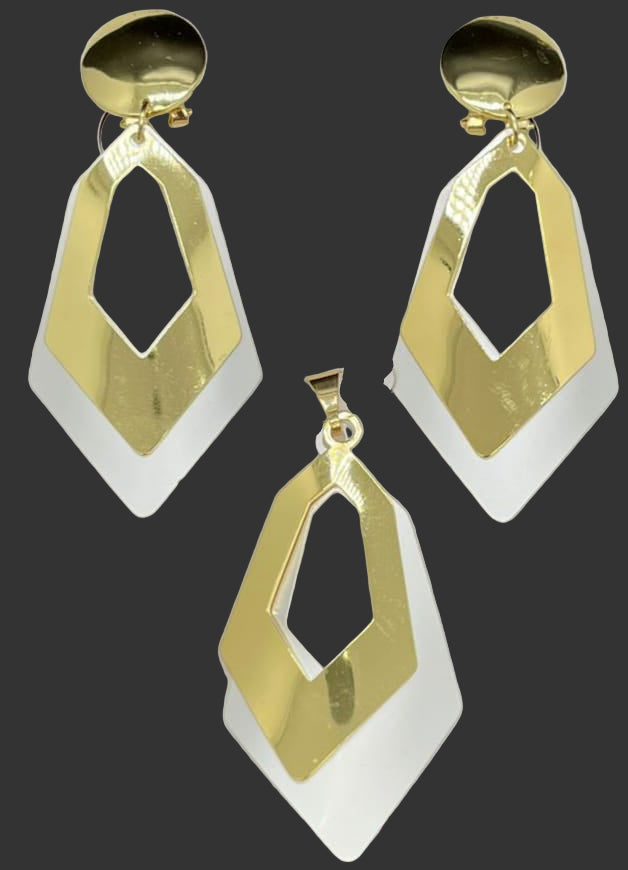 Dubai Style Two-Tone Pendant Set