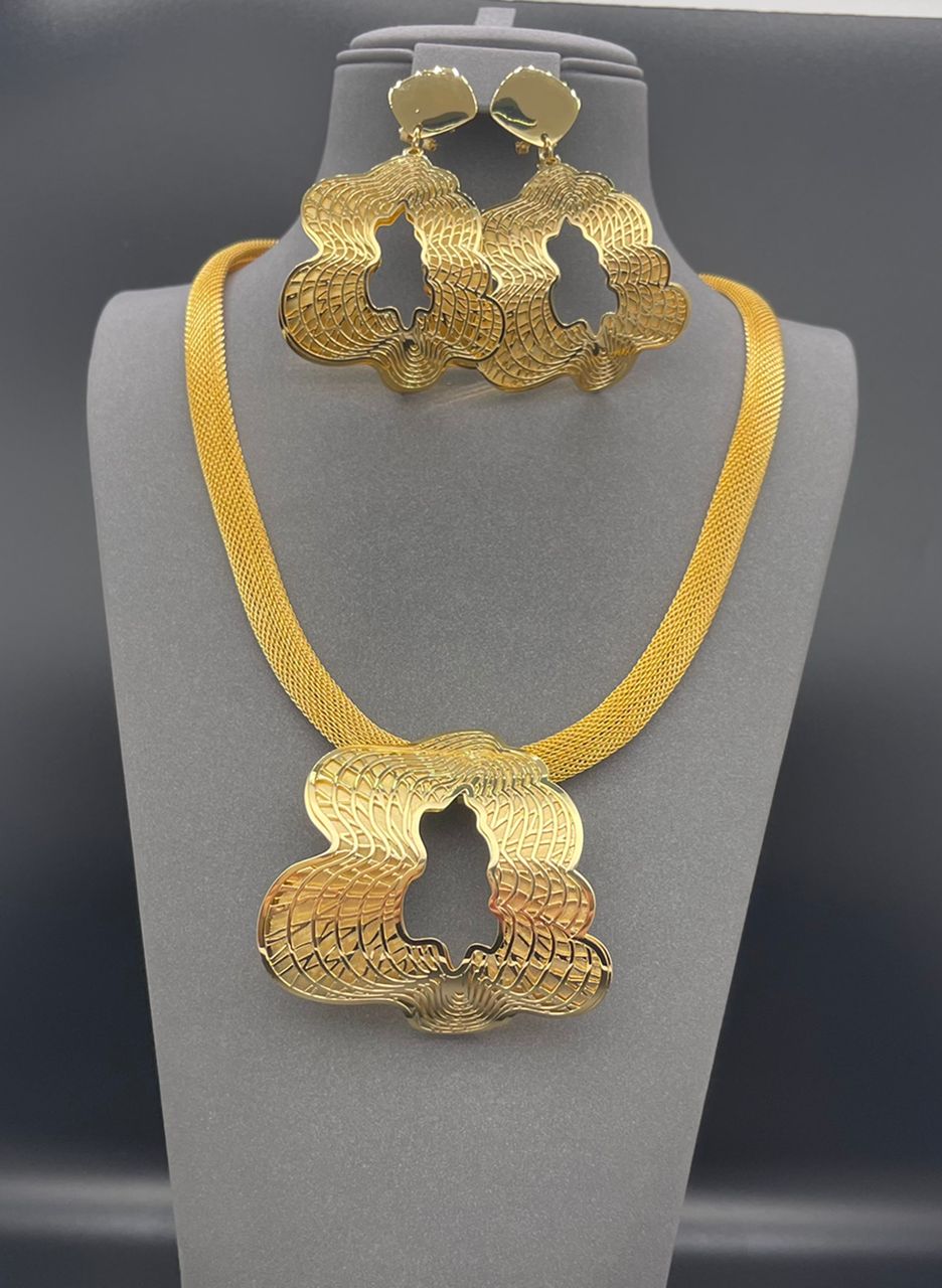 Dubai Style Royal Necklace Set