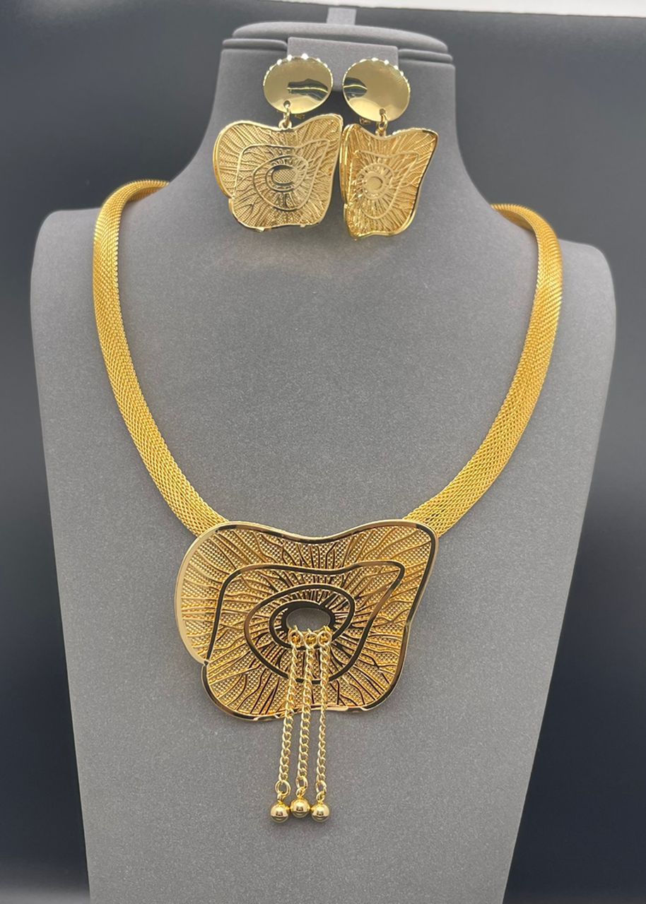 Dubai Style Gold Fusion Necklace Set