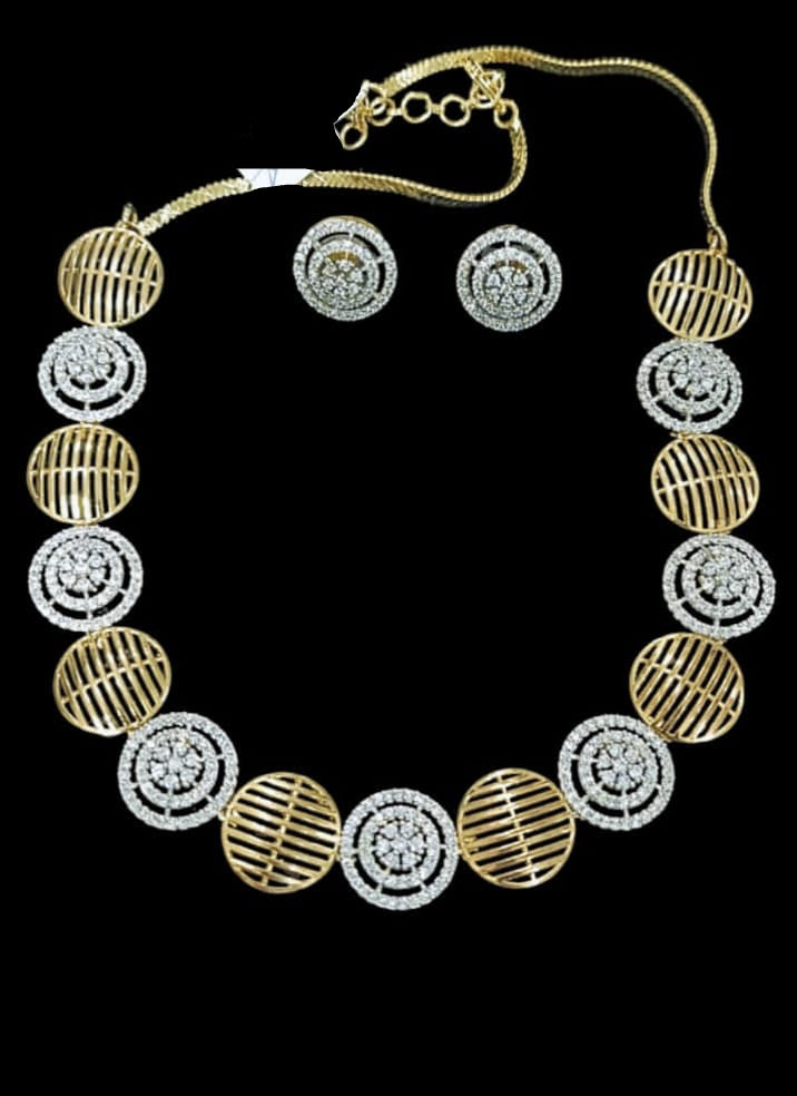 Contemporary Gold & Diamond Circle Necklace Set