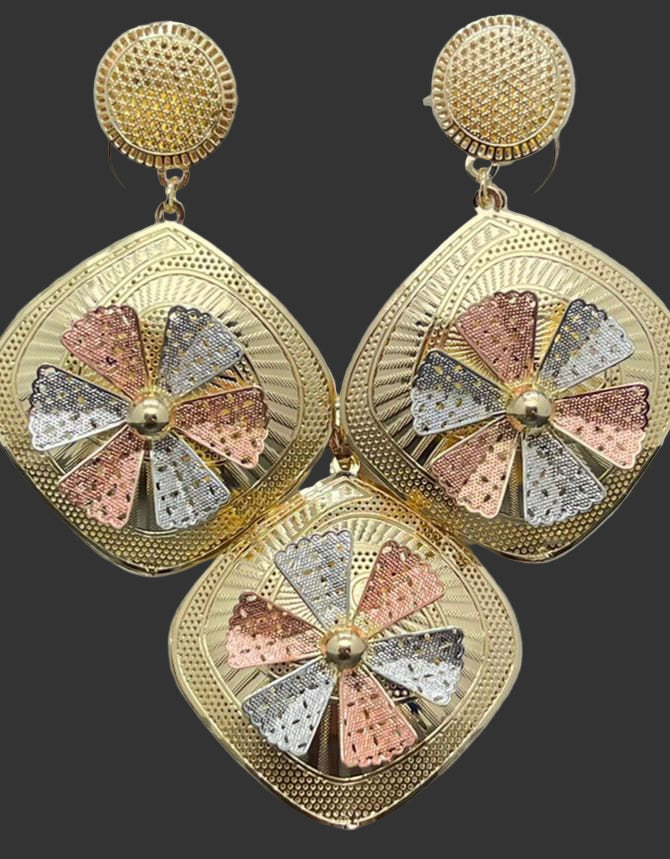 Elegant Dubai Style Geometric Flower Pendant Set