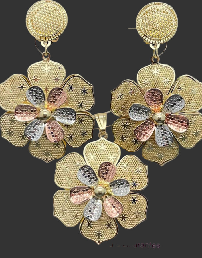 Premium Dubai Style Double Layer Floral Pendant Set