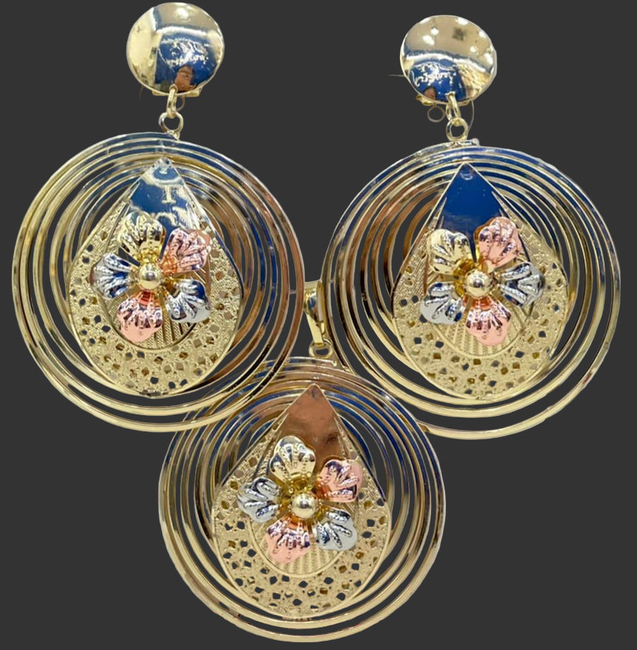 Elegant Dubai Style Teardrop Floral Pendant Set