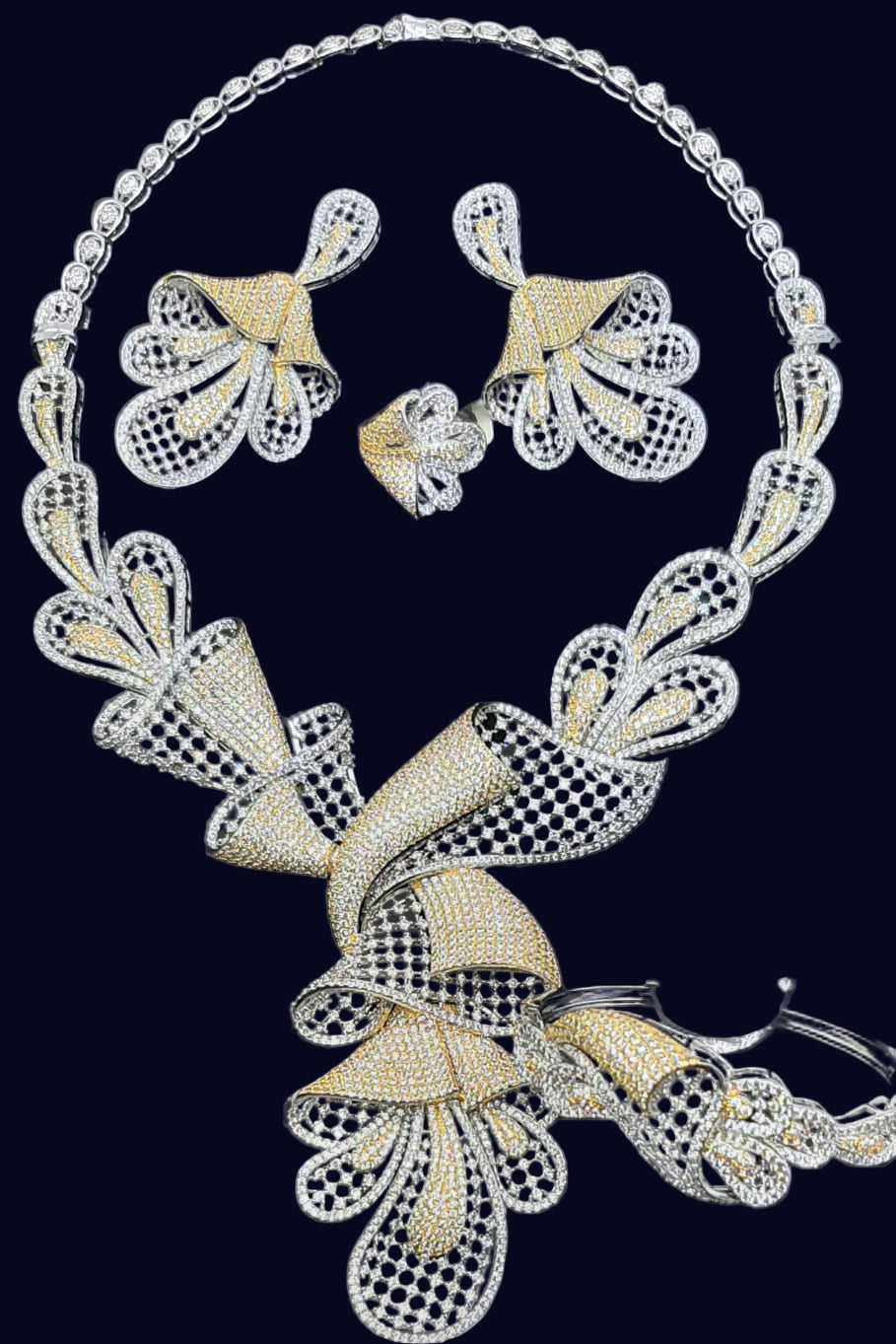 Luxury Mesh Diamond Necklace Set