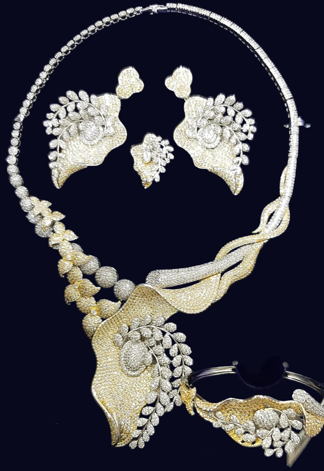 Golden Grace Diamond Necklace Set