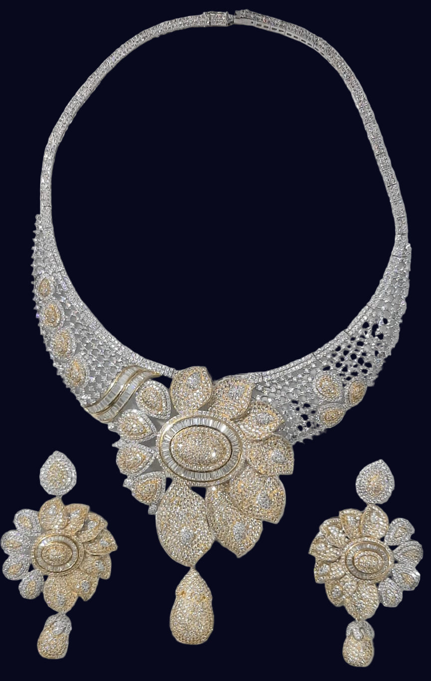 Grandeur Petal Diamond Necklace Set