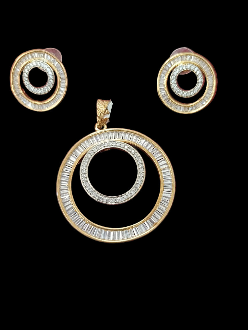 Double Circle Pendant Set