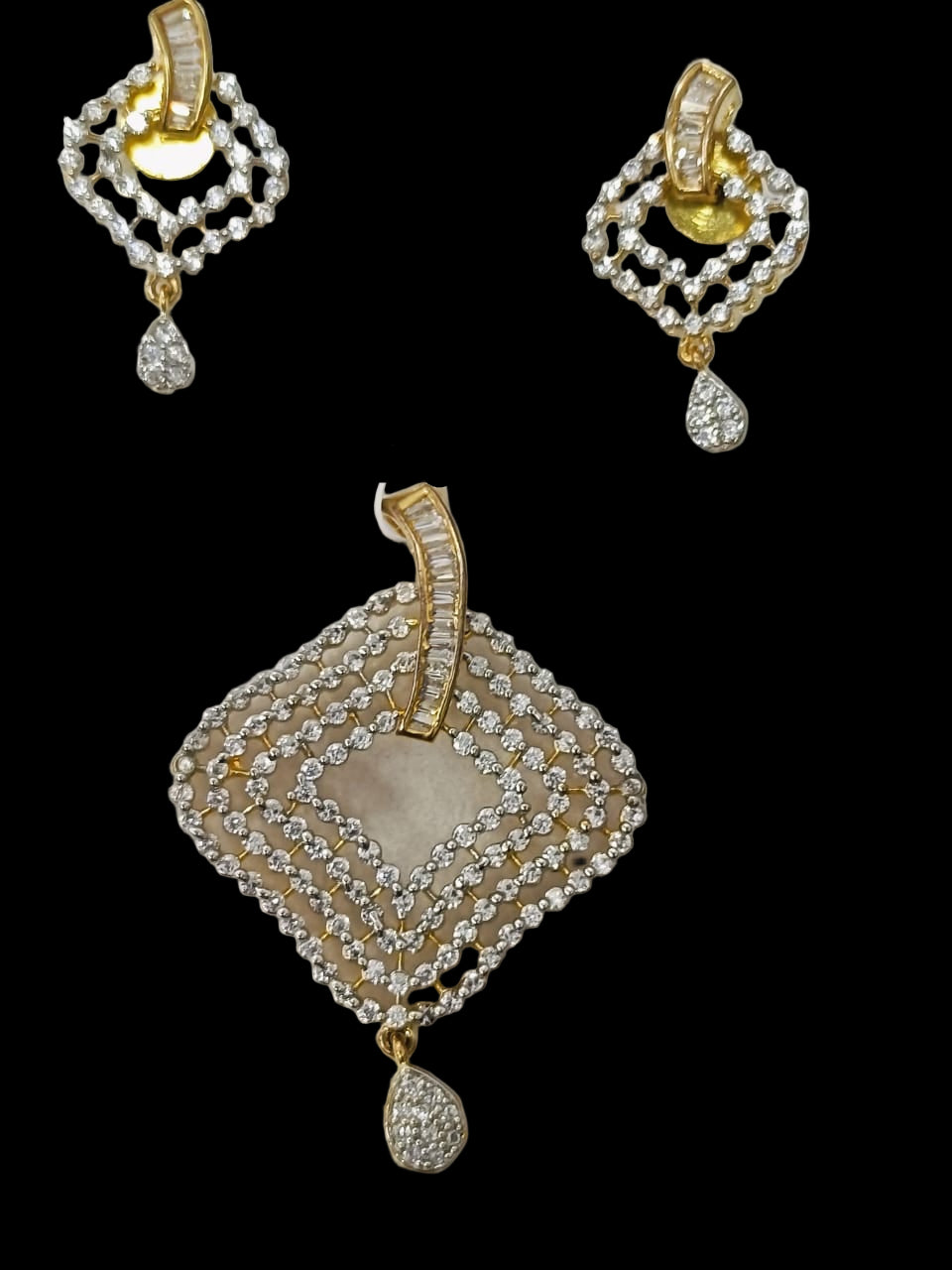 Net Drop Pendant Set